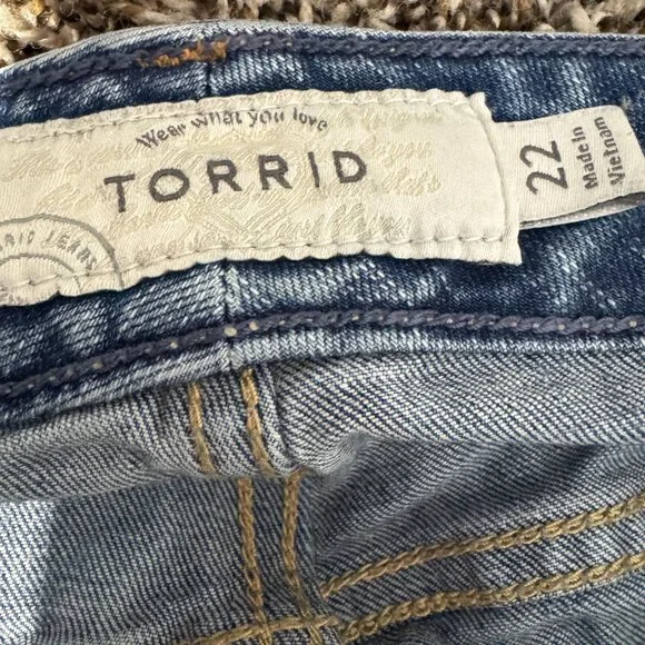 Torrid Skinny Jeans Size 22 Cotton Medium Wash - Picture 4 of 4